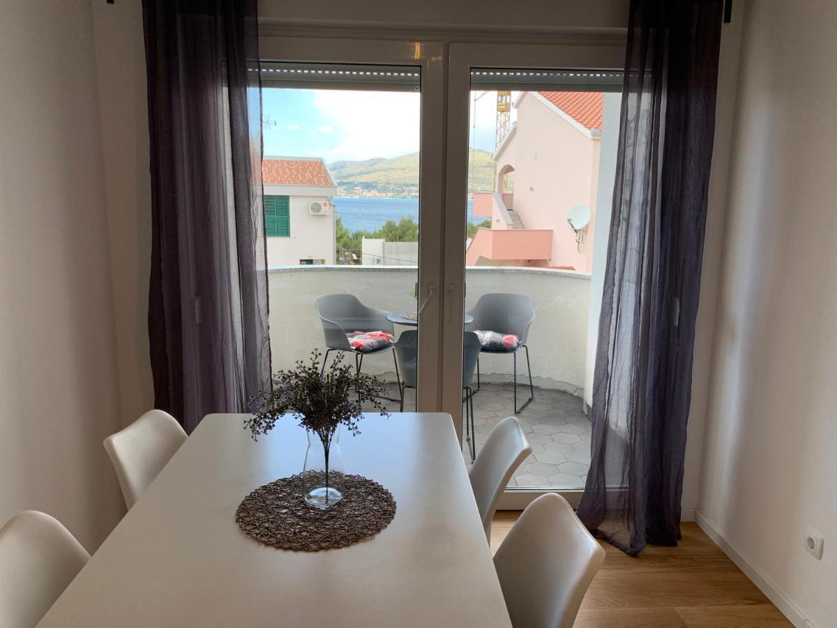 Apartments Luce Trogir Eksteriør billede