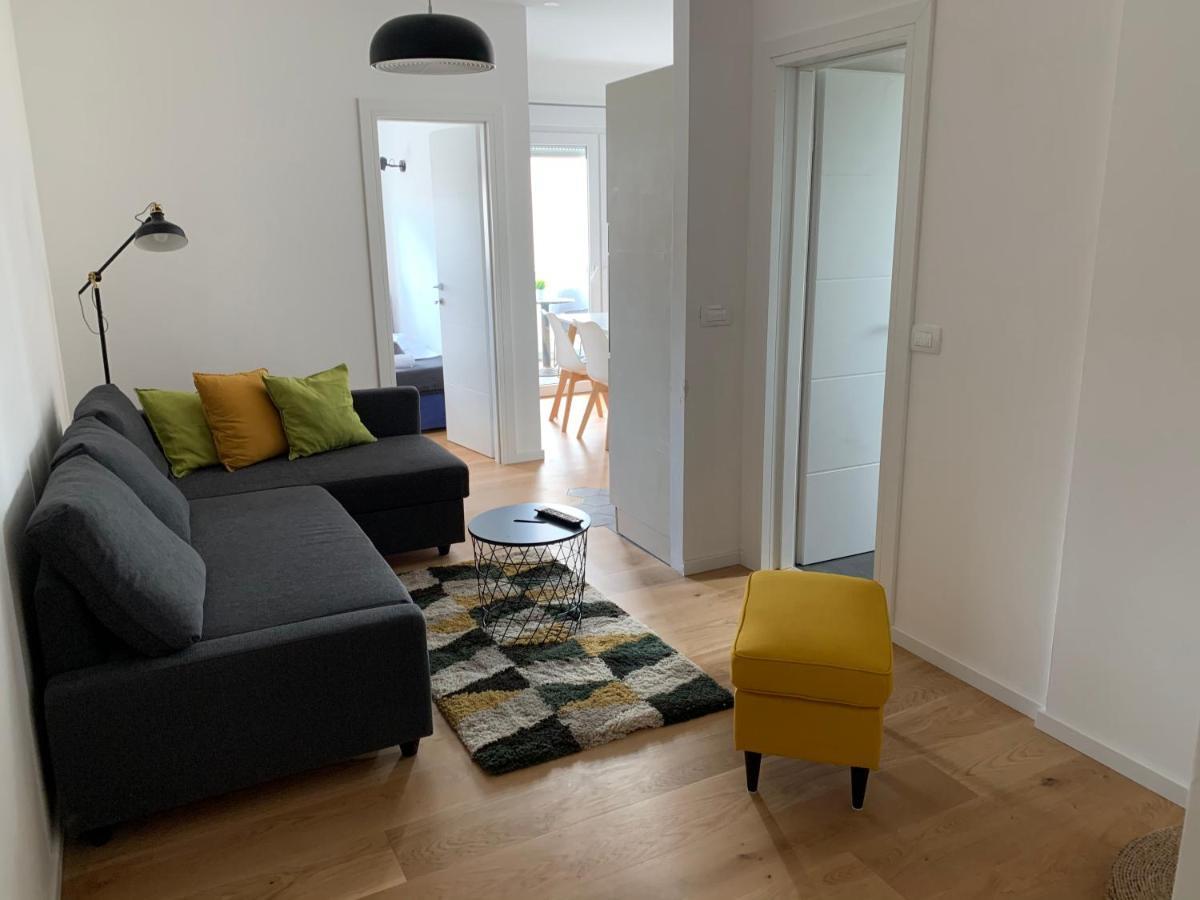 Apartments Luce Trogir Eksteriør billede